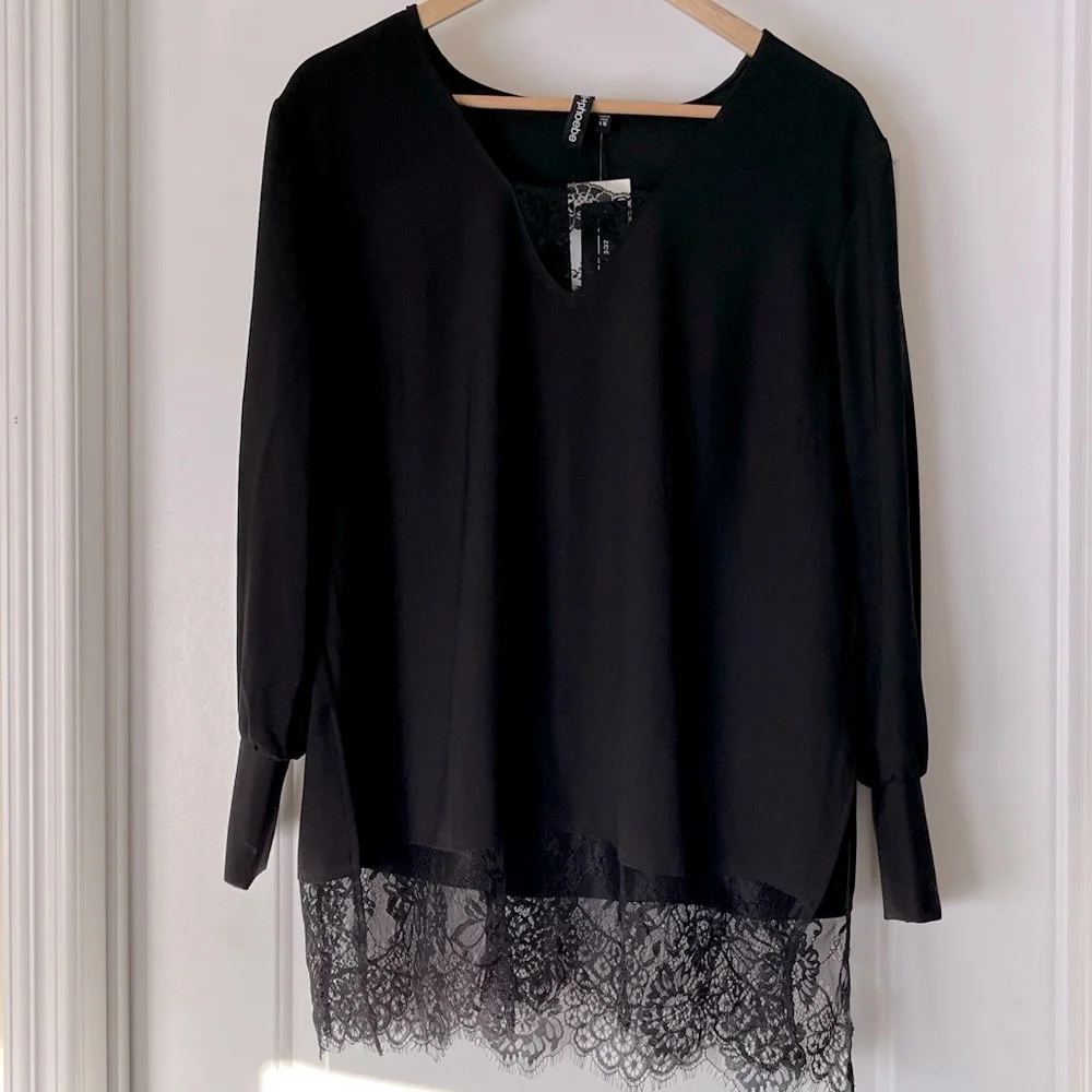 🆕 Zoe & Phoebe Black Long-sleeved blouse w/ lace detailing at top & bottom, NWT - Picture 10 of 12